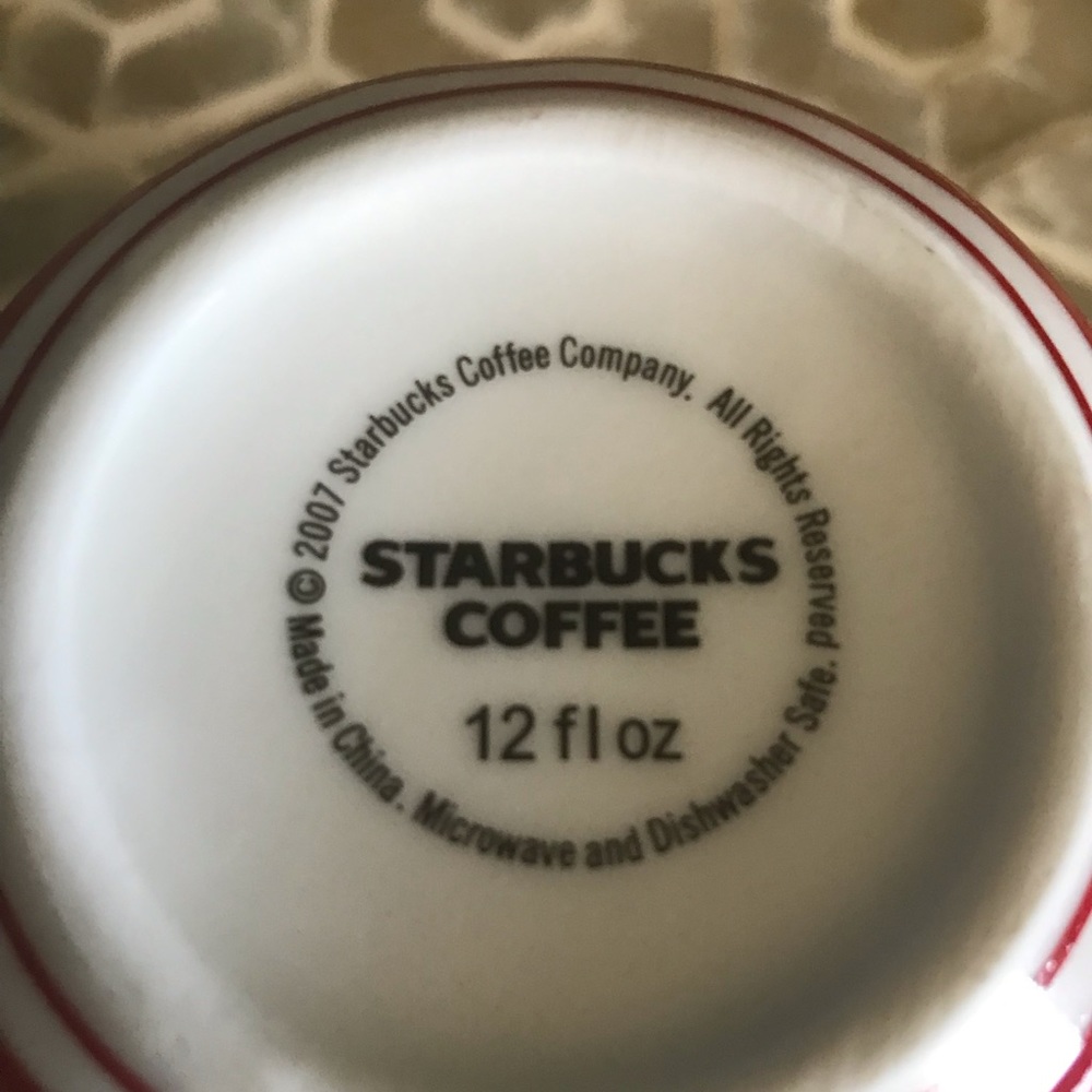 Starbucks set of 2 12 oz. matching coffee mugs - Picture 3 of 9
